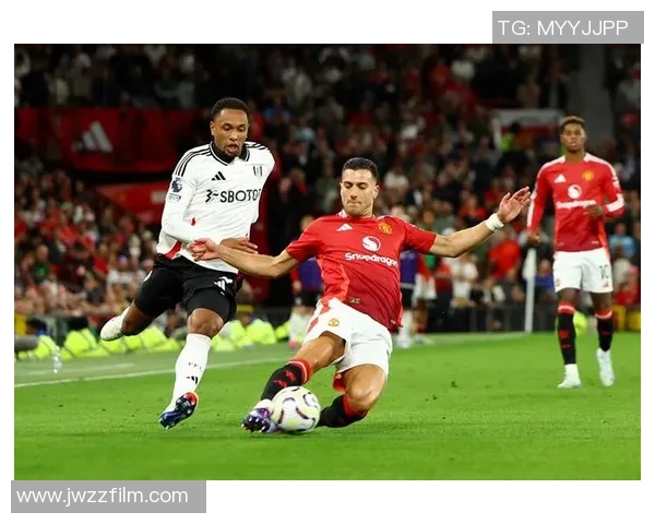 埃弗顿与曼联的精彩对决最终比分揭晓，球迷们的热情不减