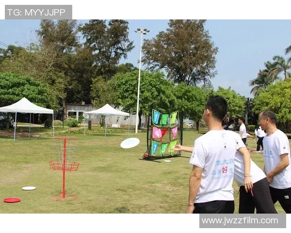 成都飞盘队与上海飞盘队速度对决赛后分析与战术总结MBA