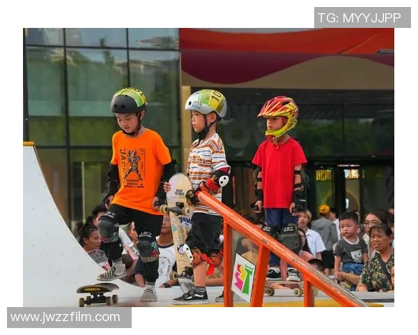 广州滑板队在世界攀岩锦标赛中的默契配合与精彩表现分析MBA