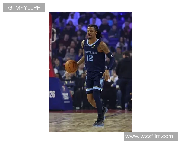 贾莫兰特的崛起之路：从天才新秀到NBA超级明星的蜕变与挑战