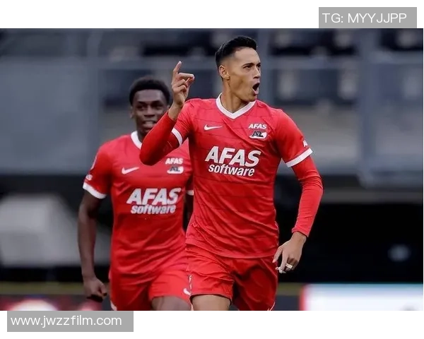 里尔与阿贾克斯激战正酣比分揭晓精彩瞬间回顾