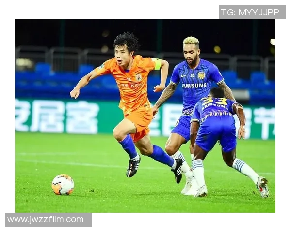 鲁能与上海申花激情对决直播全程回顾与精彩瞬间分析