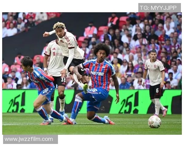 利物浦与水晶宫激战杯赛巅峰对决期待精彩瞬间再现