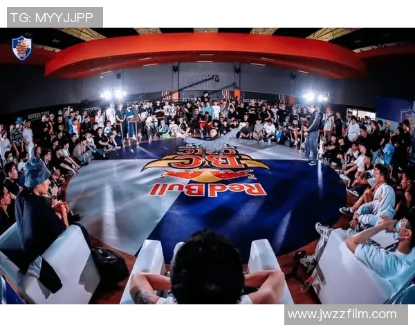 加纳与突尼斯激战正酣比赛结果揭晓引发热议