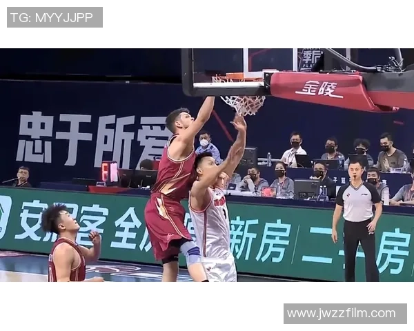 勇士与老鹰激战三月十九日球迷期待精彩对决与精彩表现