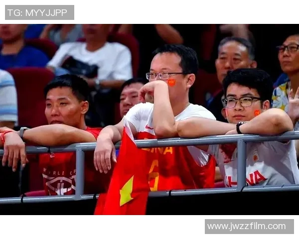 世界杯预选赛特别报道：成都篮球队拼搏历程与梦想追逐之路